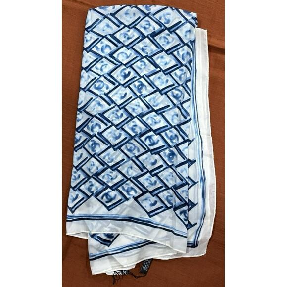 Silk scarf silk material color - Picture 2 of 5